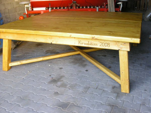 Kirwatisch_09_001