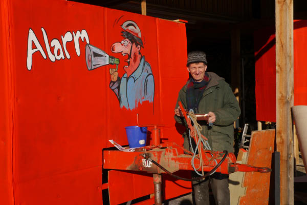 Fasching_VorbereitungWagenD_15_010